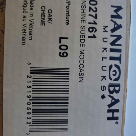 NWT Manitobah Muckluck Moccasin - Picture 3 of 5